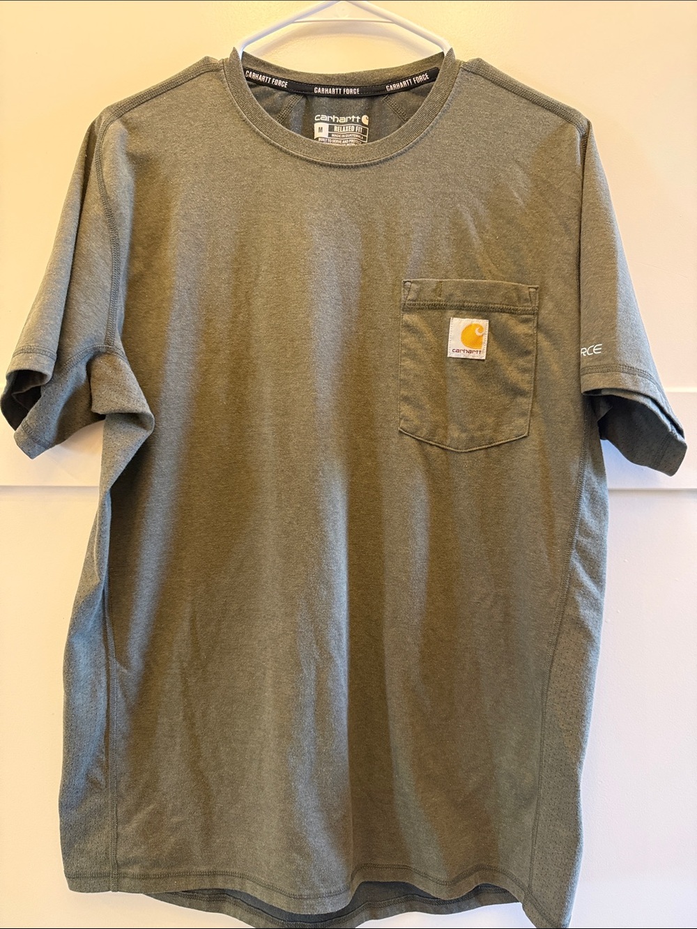 Carhartt Force Relaxed Fit Pocket Tee Army Green Men’s M Moisture Wicking Shirt